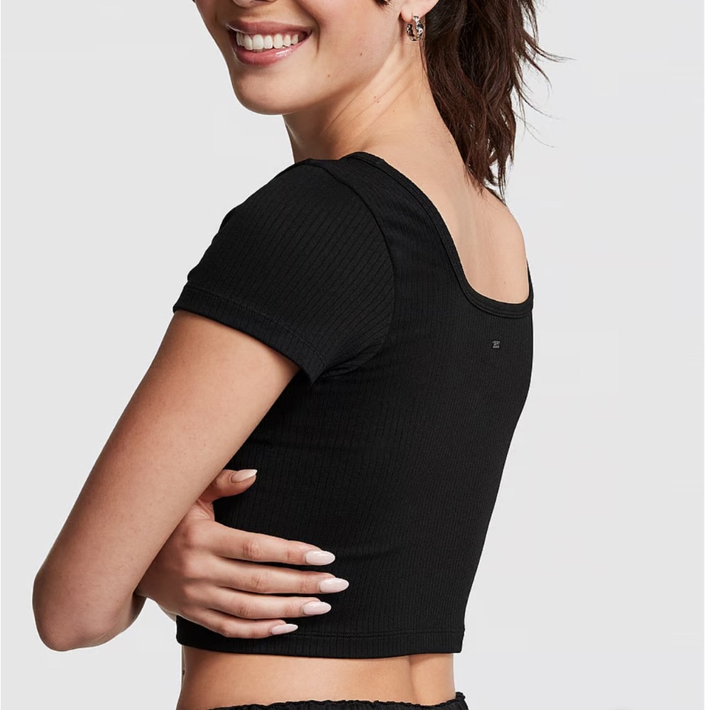 Victoria’s Secret PINK XS crop top